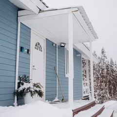 Коттедж Панорама. Дом с панорамными окнами и видом на лес, Республика Карелия