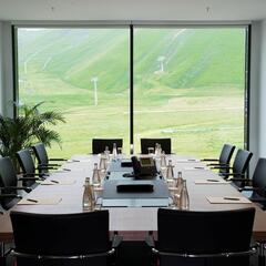 Отель Zirve Hotel, Гусарский район