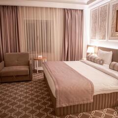 Отель Theatrum Hotel, Баку