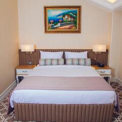 Отель Theatrum Hotel, Баку