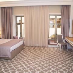 Отель Theatrum Hotel, Баку