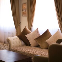 Отель Central Hotel, Ереван