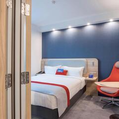 Отель Holiday Inn Express, Ереван