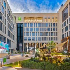 Отель Holiday Inn Yerevan Republic Square, Ереван