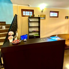 Отель Vizit, Сухум