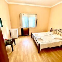 Отель Vizit, Сухум