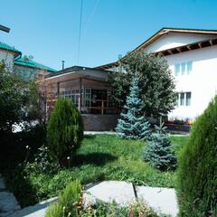 Отель Green Yard, Каракол