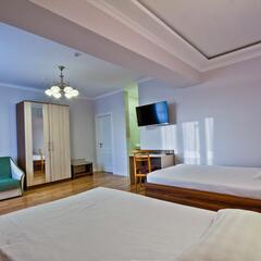 Отель Green Yard, Каракол