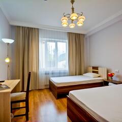 Отель Green Yard, Каракол