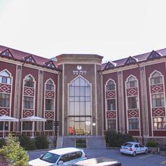 Отель Sheki Palace, Шеки