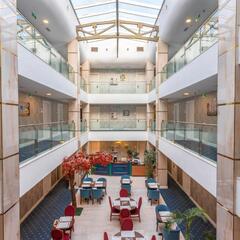 Отель Grand Midway Hotel, Баку