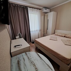 Гостевой дом  Клевер, Оленевка, Крым