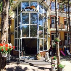 Коттедж Арпат, Крым