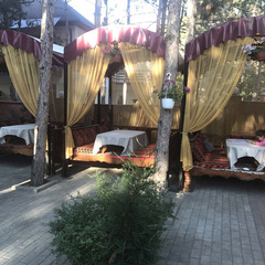 Коттедж Арпат, Крым