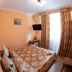 Коттедж Арпат, Крым