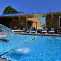 Отель Regineh, Ереван