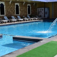 Отель Regineh, Ереван