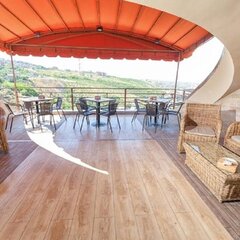 Отель Regineh, Ереван