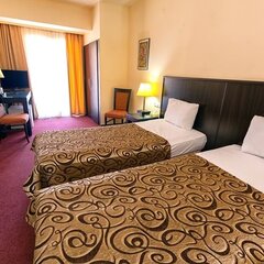 Отель Regineh, Ереван