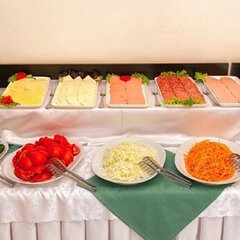 Отель Regineh, Ереван