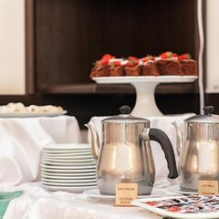 Отель Regineh, Ереван