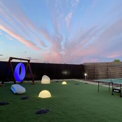 Загородный клуб По Щучьему Велению, коричневый домик в стиле A-Frame на берегу реки, Новая Усмань, Воронежская область