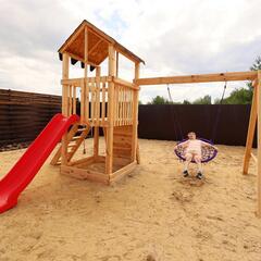 Загородный клуб По Щучьему Велению, коричневый домик в стиле A-Frame на берегу реки, Новая Усмань, Воронежская область