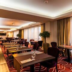 Отель Ramada by Wyndham Hotel & Suites, Ереван