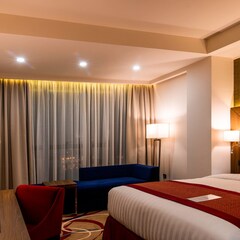 Отель Ramada by Wyndham Hotel & Suites, Ереван