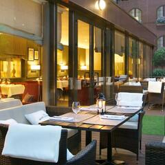 Отель DoubleTree by Hilton Kazan City Center, Казань, Татарстан