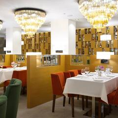 Отель DoubleTree by Hilton Kazan City Center, Казань, Татарстан