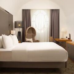 Отель DoubleTree by Hilton Kazan City Center, Казань, Татарстан