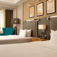 Отель DoubleTree by Hilton Kazan City Center, Казань, Татарстан