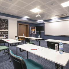 Отель Ibis Baku City Hotel, Баку