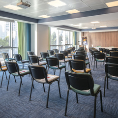 Отель Ibis Baku City Hotel, Баку