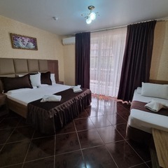 Отель Магнолия, Гагра