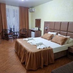 Отель Магнолия, Гагра