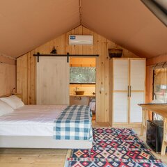 Глэмпинг Синий Яр, Ростовская область