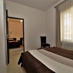 Отель Comfort House Hotel, Ереван