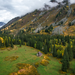 База отдыха Затерянный КуМир. Уединенных отдых в горах Алтая, Алтайский край