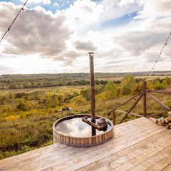 Глэмпинг На краю земли, Калужская область
