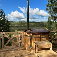 Глэмпинг На краю земли, Калужская область