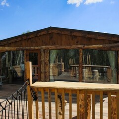 Глэмпинг На краю земли, Калужская область