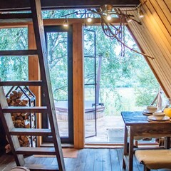 Глэмпинг На краю земли, Калужская область