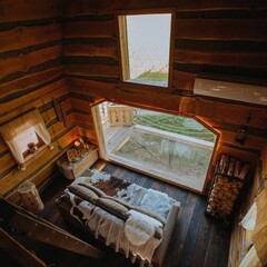 Глэмпинг На краю земли, Калужская область