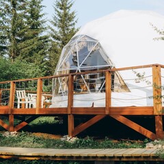 Глэмпинг Ладаглэмп, Свердловская область