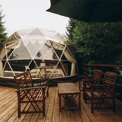 Глэмпинг Ладаглэмп, Свердловская область