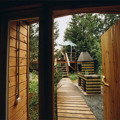 Глэмпинг Ладаглэмп, Свердловская область