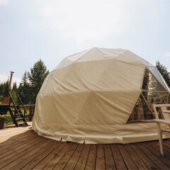 Глэмпинг Ладаглэмп, Свердловская область