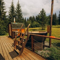 Глэмпинг Ладаглэмп, Свердловская область